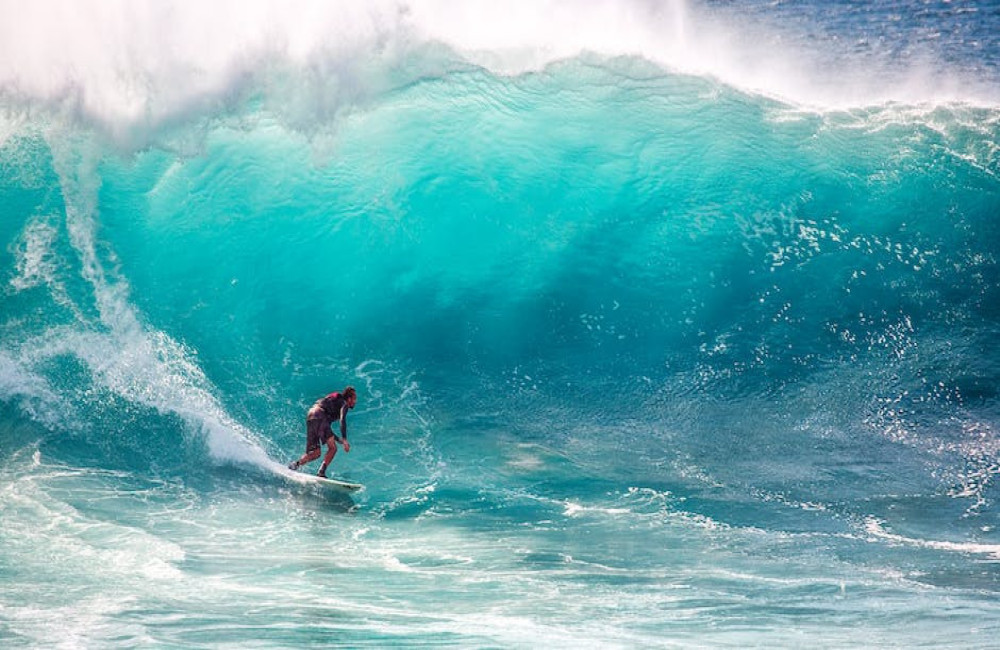 Is het klimaat van Sardinië geschikt om te surfen?